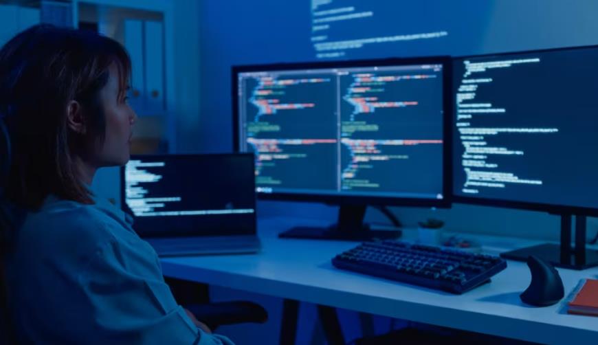 头屯河区智造引擎：工业控制软件开发的精准革新与效能突破